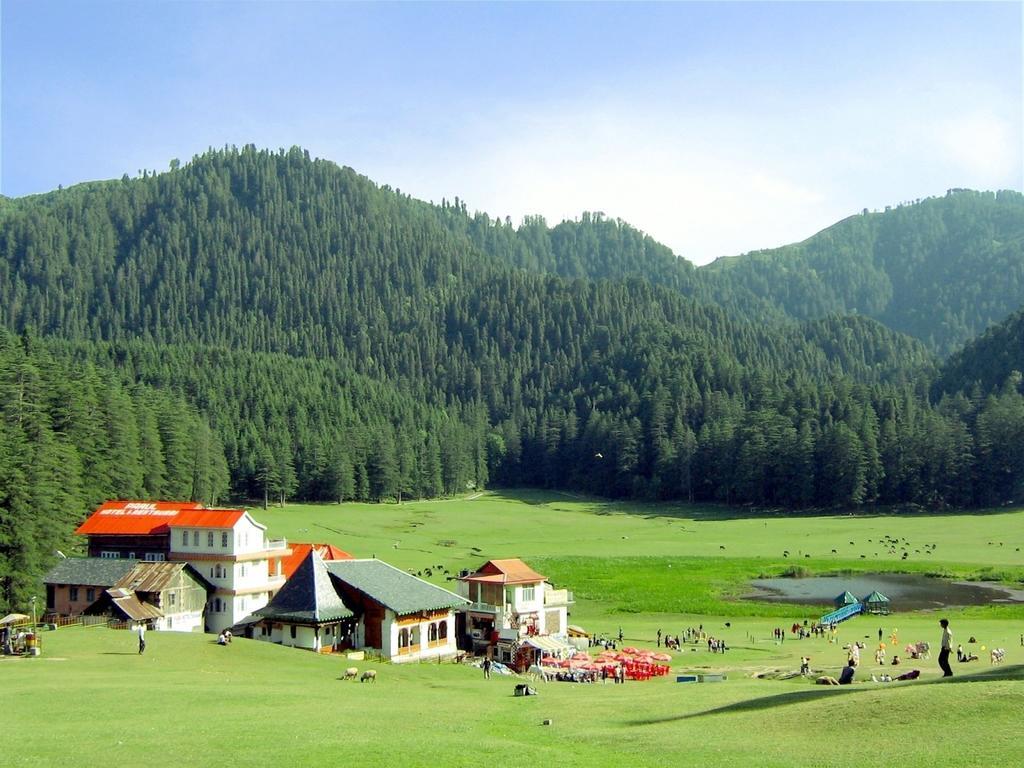 Cozy Swiss Meadows Hotell Khajjiar Eksteriør bilde