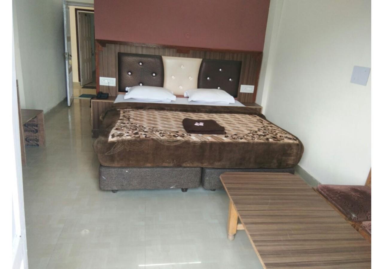 Cozy Swiss Meadows Hotell Khajjiar Eksteriør bilde