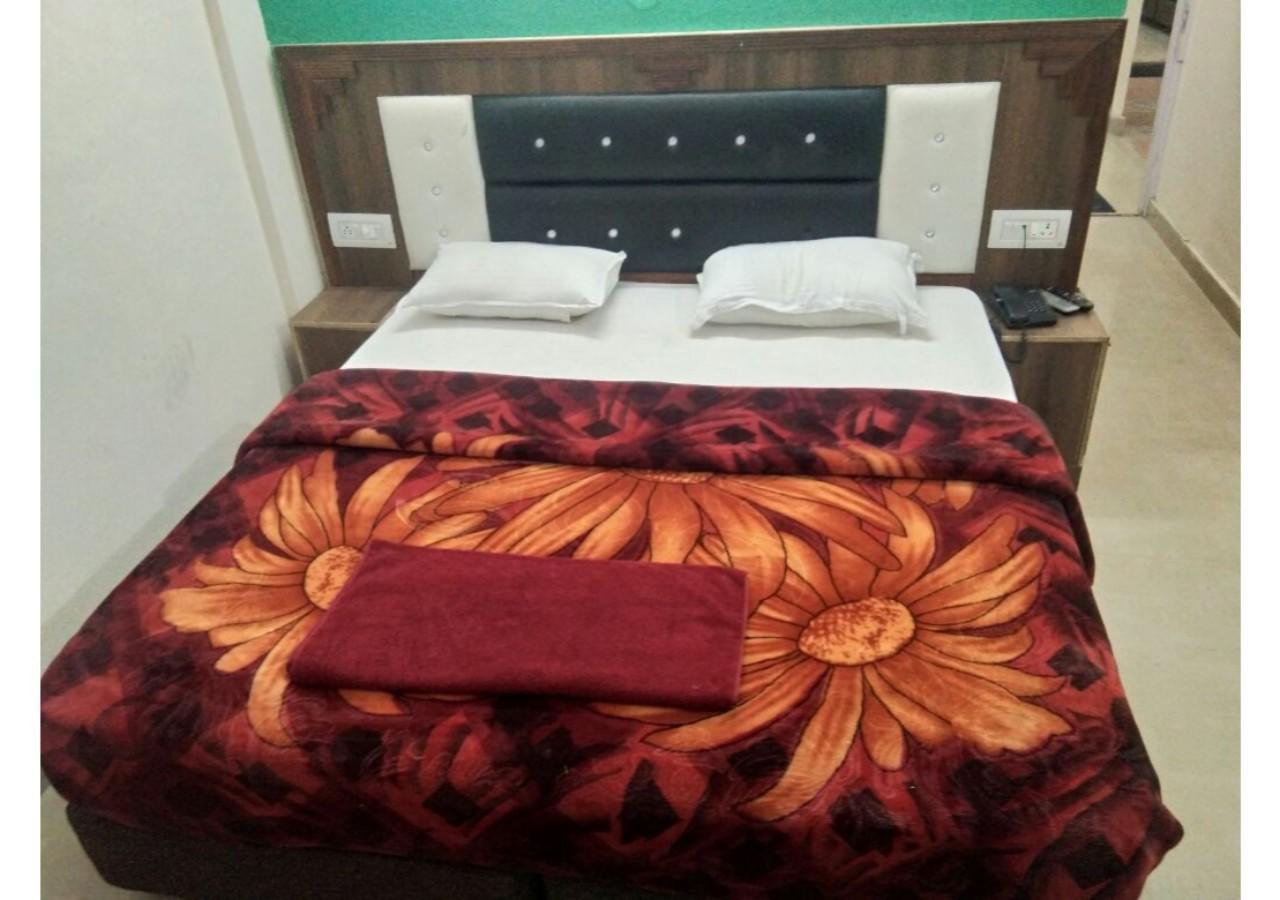 Cozy Swiss Meadows Hotell Khajjiar Eksteriør bilde